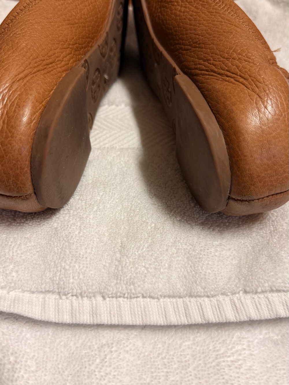 Tory Burch Cognac Leather Logo Ballet Flats - Picture 8 of 9
